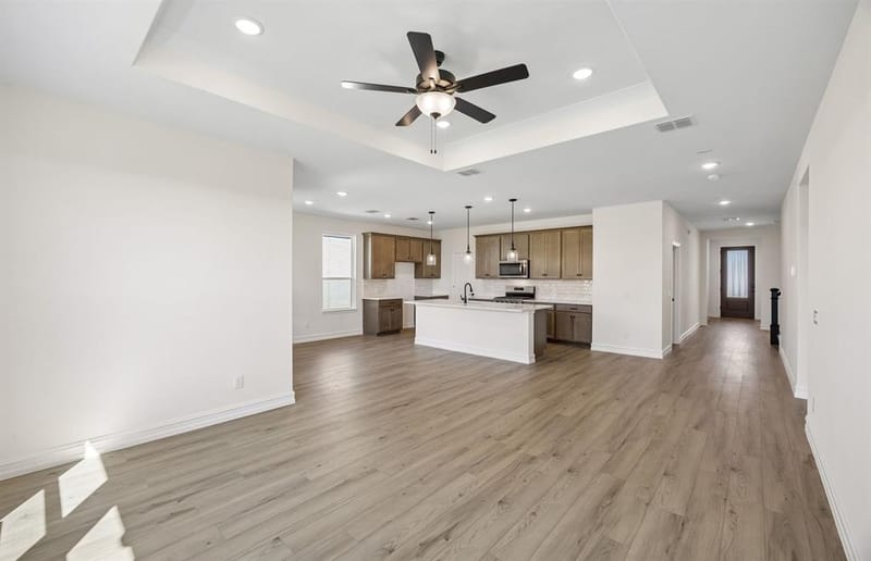 425 Avian Way, Godley TX 76044 - Photo 6