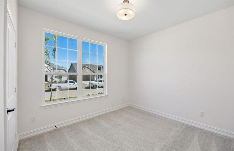 425 Avian Way, Godley TX 76044 - Photo 14