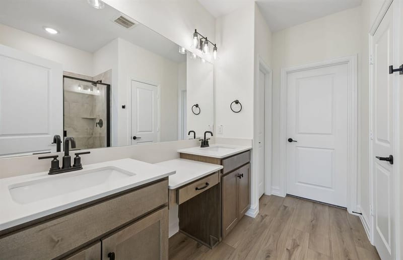 425 Avian Way, Godley TX 76044 - Photo 11