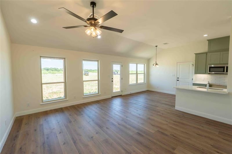 507 Crusher Road, Jacksboro TX 76458 - Photo 23