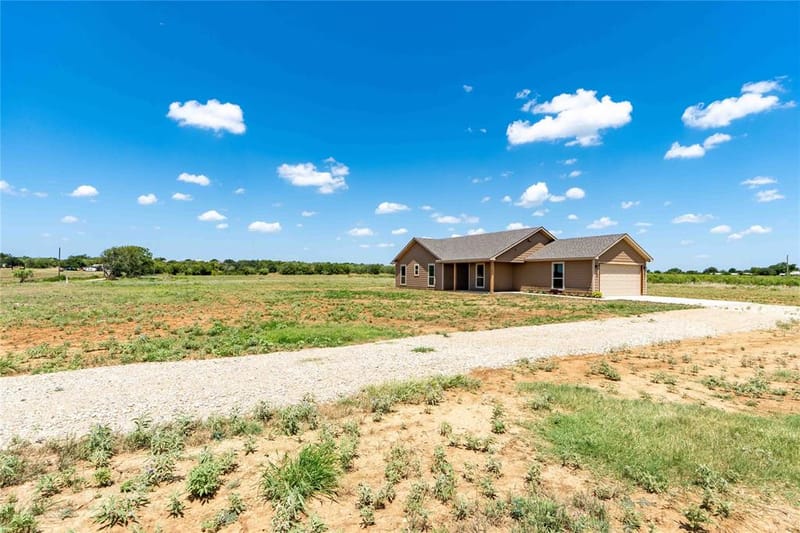 507 Crusher Road, Jacksboro TX 76458 - Photo 9