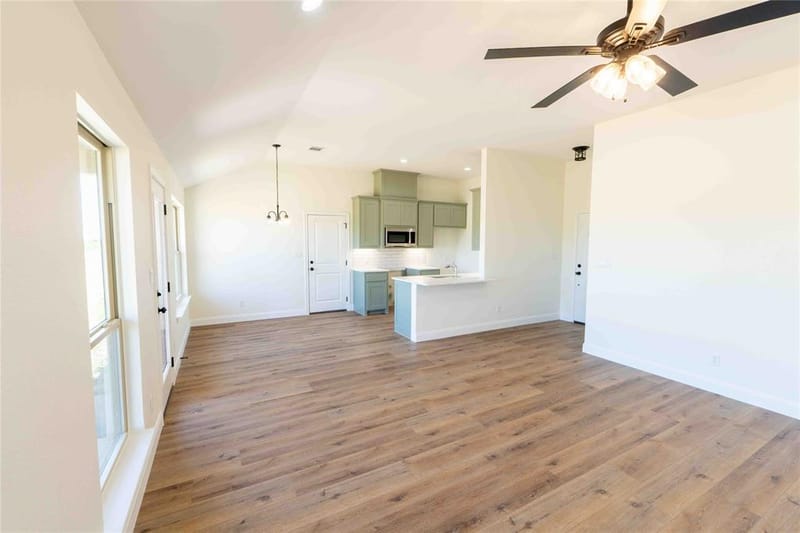507 Crusher Road, Jacksboro TX 76458 - Photo 15