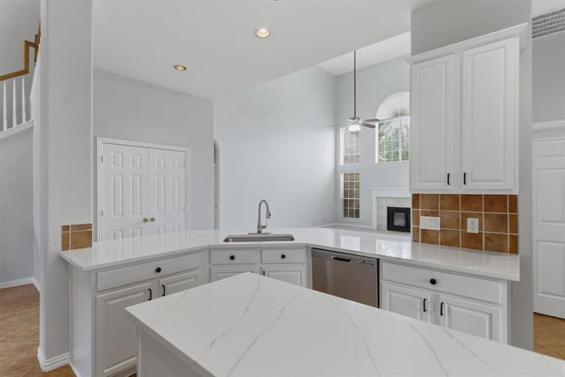 1117 Apache Lake Drive, Carrollton TX 75010 - Photo 11