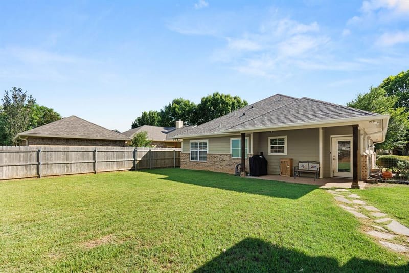 10609 Aquilla Trail, Waco TX 76708 - Photo 11