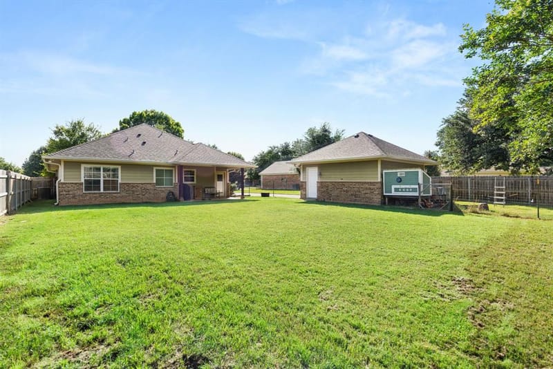 10609 Aquilla Trail, Waco TX 76708 - Photo 8