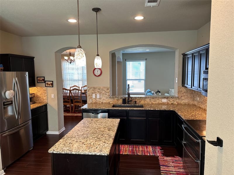 10809 Aurora Drive, Waco TX 76708 - Photo 9