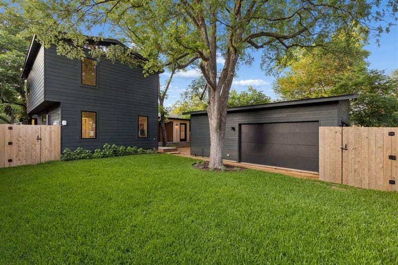9028 Santa Clara Drive, Dallas TX 75218 - Photo 26
