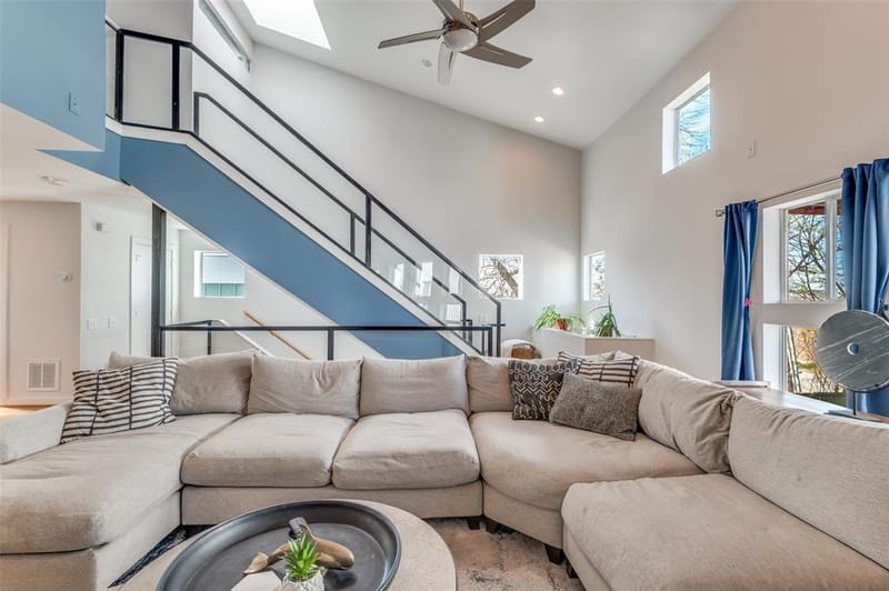 4605 Lester Drive, Dallas TX 75219 - Photo 12