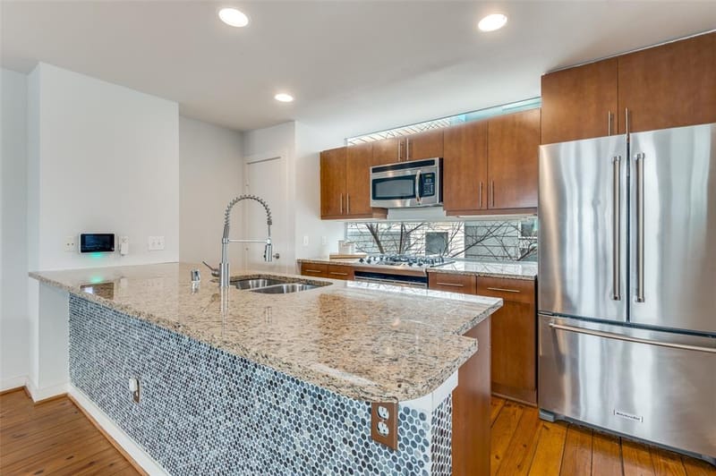 4605 Lester Drive, Dallas TX 75219 - Photo 3