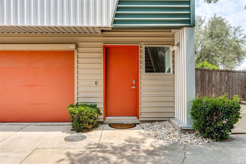 4605 Lester Drive, Dallas TX 75219 - Photo 32
