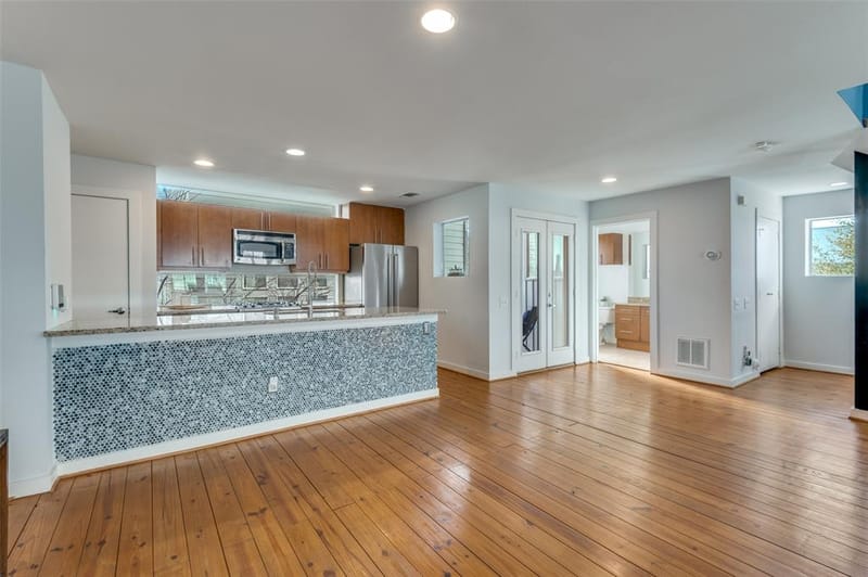 4605 Lester Drive, Dallas TX 75219 - Photo 15