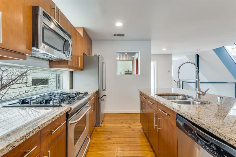 4605 Lester Drive, Dallas TX 75219 - Photo 19