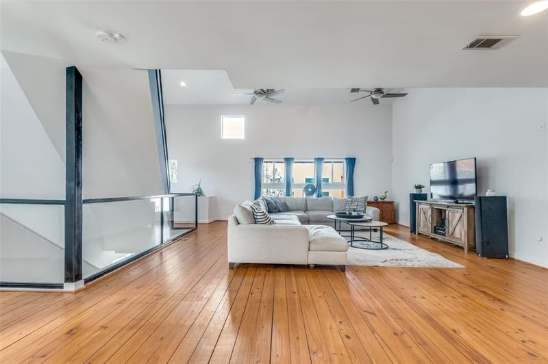 4605 Lester Drive, Dallas TX 75219 - Photo 8
