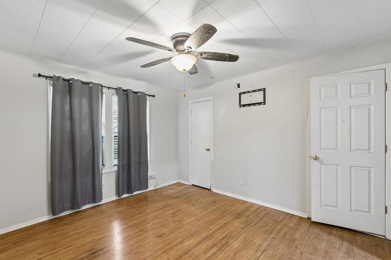 1120 S Pine Street, Grapevine TX 76051 - Photo 8