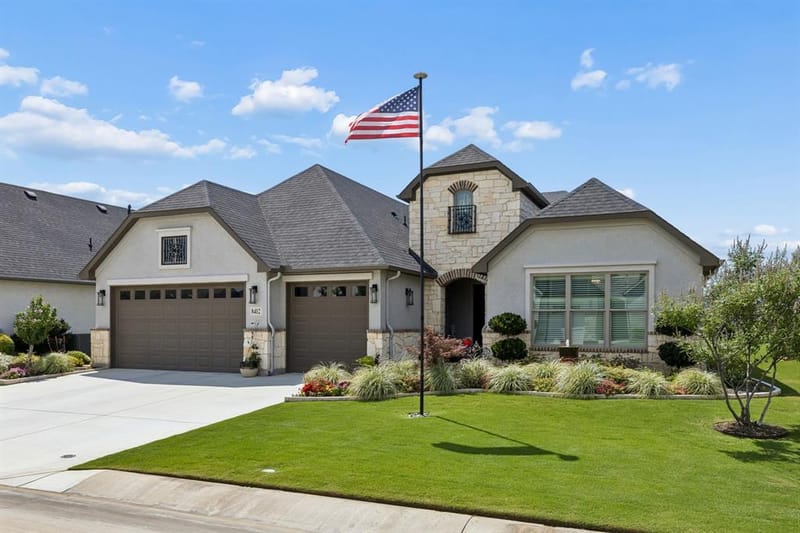 8412 Cocobolo Drive, Denton TX 76207 - Photo 2