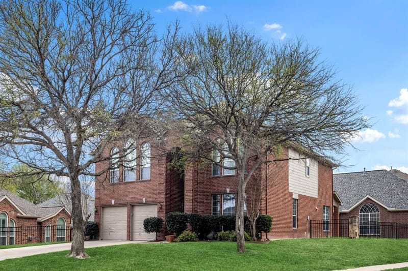 4116 Walnut Creek Court, Fort Worth TX 76137 - Photo 2