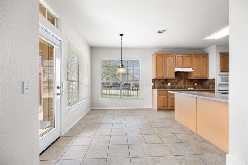 4116 Walnut Creek Court, Fort Worth TX 76137 - Photo 12