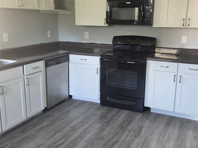 203 E Ann Street, Kaufman TX 75142 - Photo 10