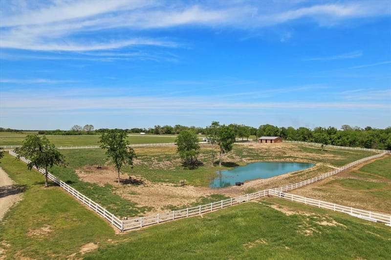 121 Elm, Kerens TX 75144 - Photo 35