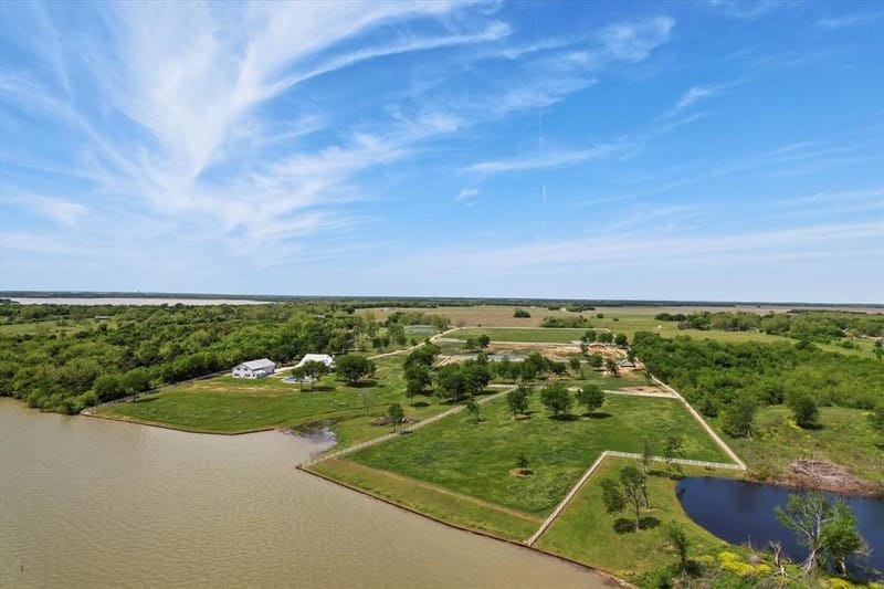 121 Elm, Kerens TX 75144 - Photo 39