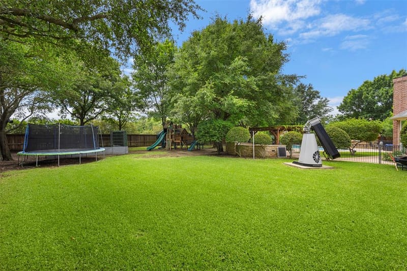 8 Park Place, Mansfield TX 76063 - Photo 32