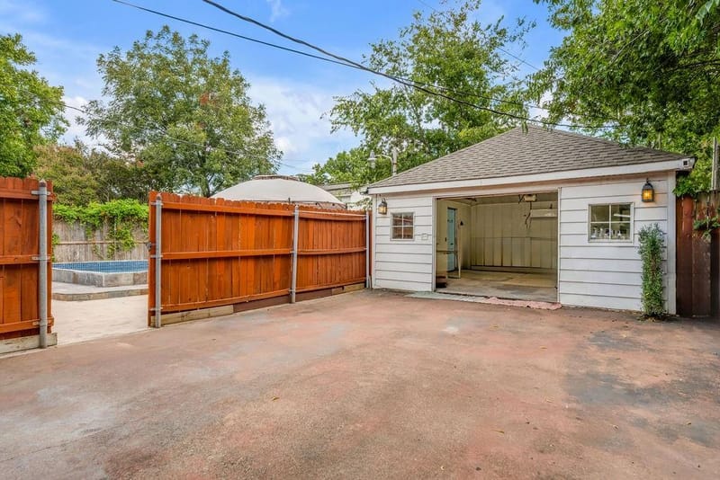2240 Lawndale Drive, Dallas TX 75211 - Photo 36
