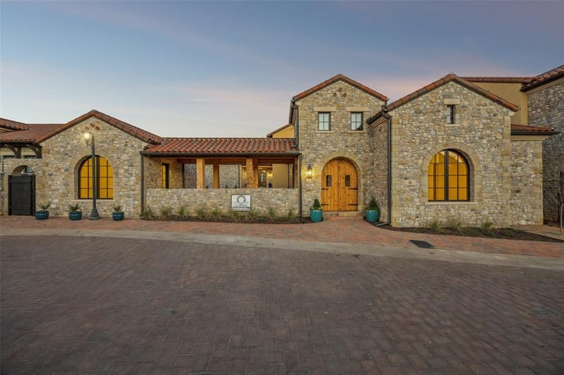 16 Catalonia Drive, Westlake TX 76262 - Photo 3