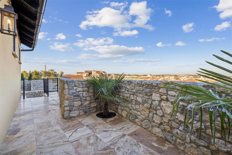 16 Catalonia Drive, Westlake TX 76262 - Photo 32
