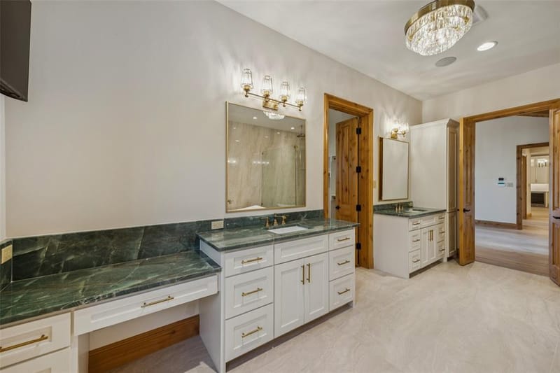 16 Catalonia Drive, Westlake TX 76262 - Photo 20