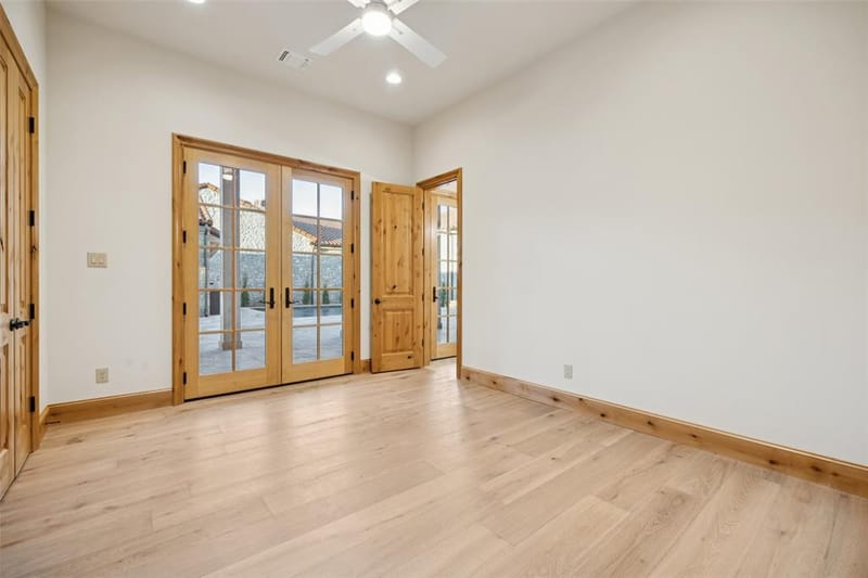 16 Catalonia Drive, Westlake TX 76262 - Photo 24