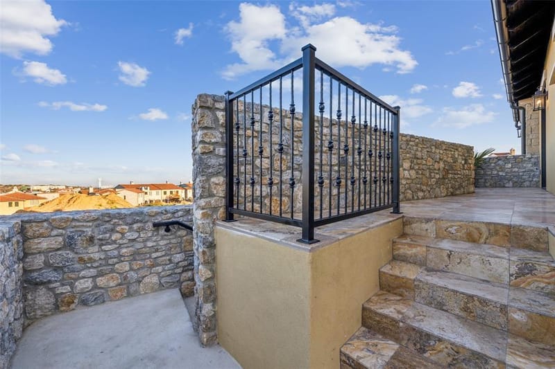 16 Catalonia Drive, Westlake TX 76262 - Photo 33