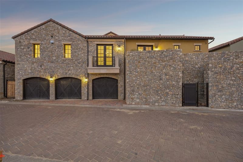 16 Catalonia Drive, Westlake TX 76262 - Photo 4