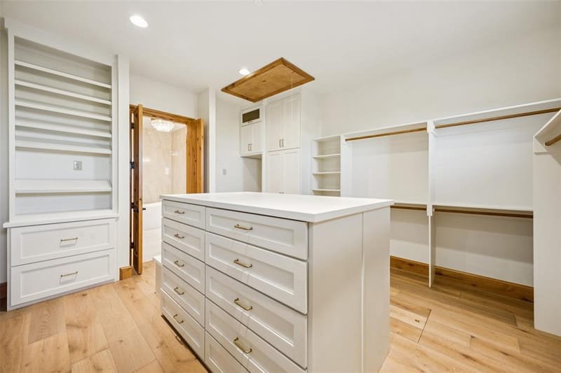 16 Catalonia Drive, Westlake TX 76262 - Photo 21