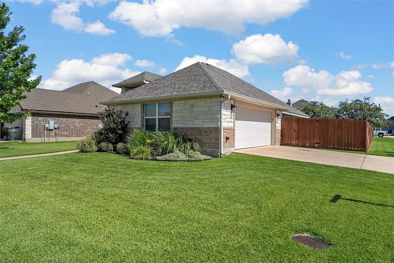 2515 Paisley Drive, Temple TX 76502 - Photo 2