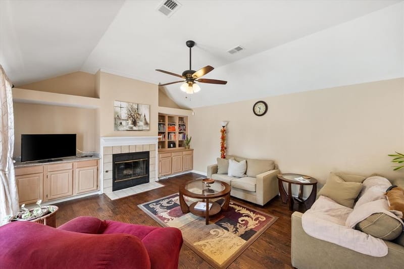 4137 Mapleridge Drive, Grapevine TX 76051 - Photo 6