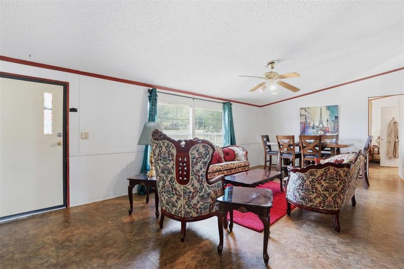 3601 Mockingbird Circle, Cleburne TX 76031 - Photo 8