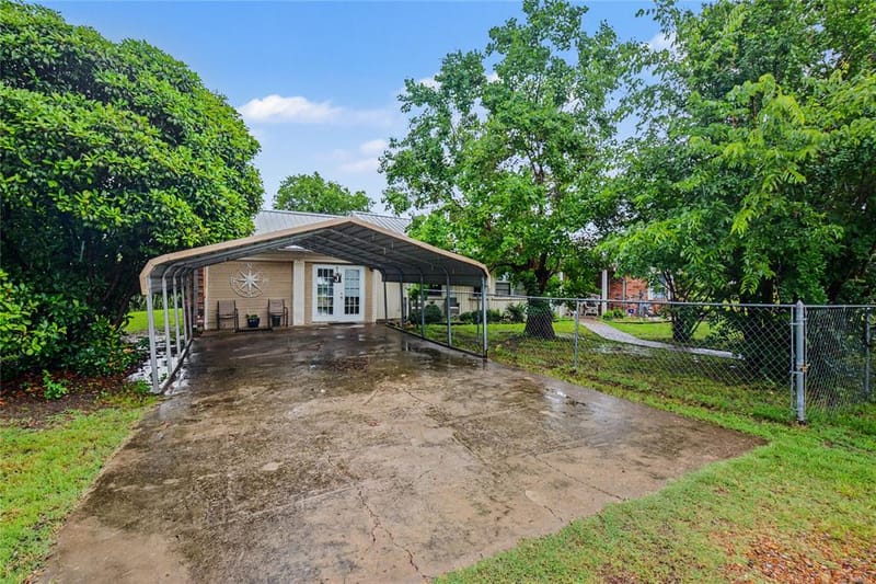 2382 N FM 1743 Road, Windom TX 75492 - Photo 30