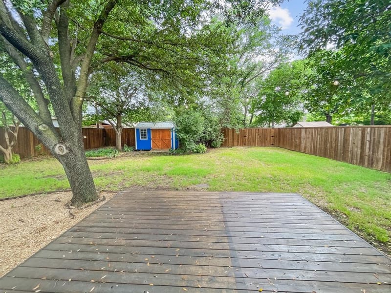 1108 E Russell Avenue, Carrollton TX 75006 - Photo 17