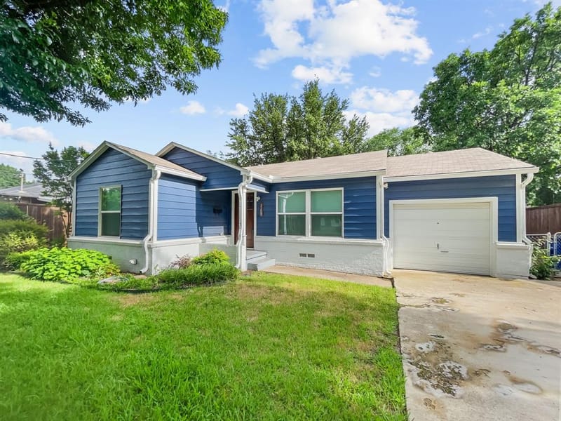 1108 E Russell Avenue, Carrollton TX 75006 - Photo 20