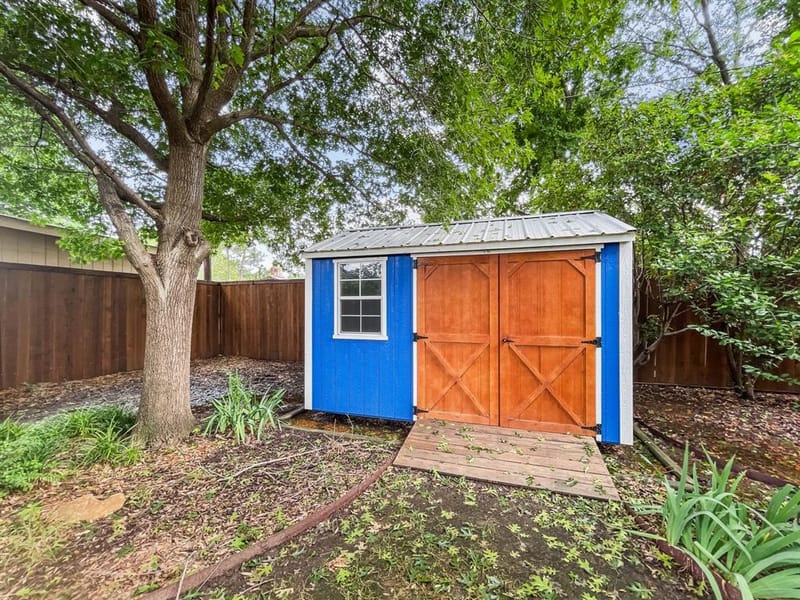 1108 E Russell Avenue, Carrollton TX 75006 - Photo 18