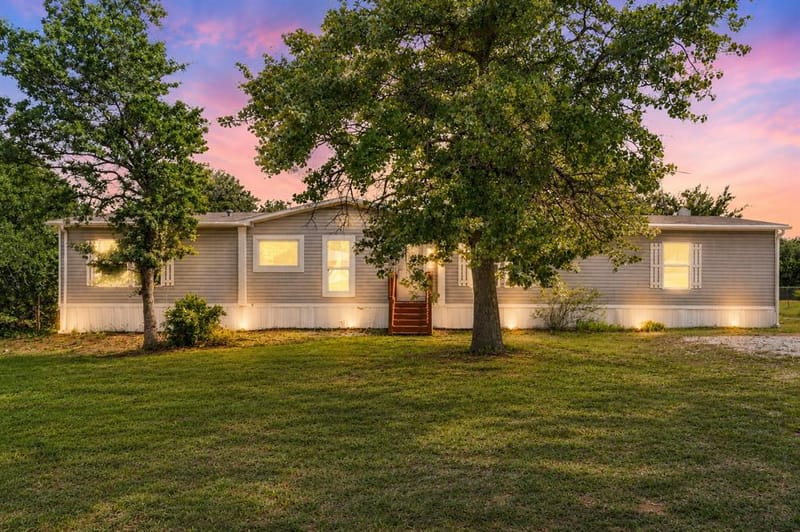 139 Cedar Drive, Azle TX 76020