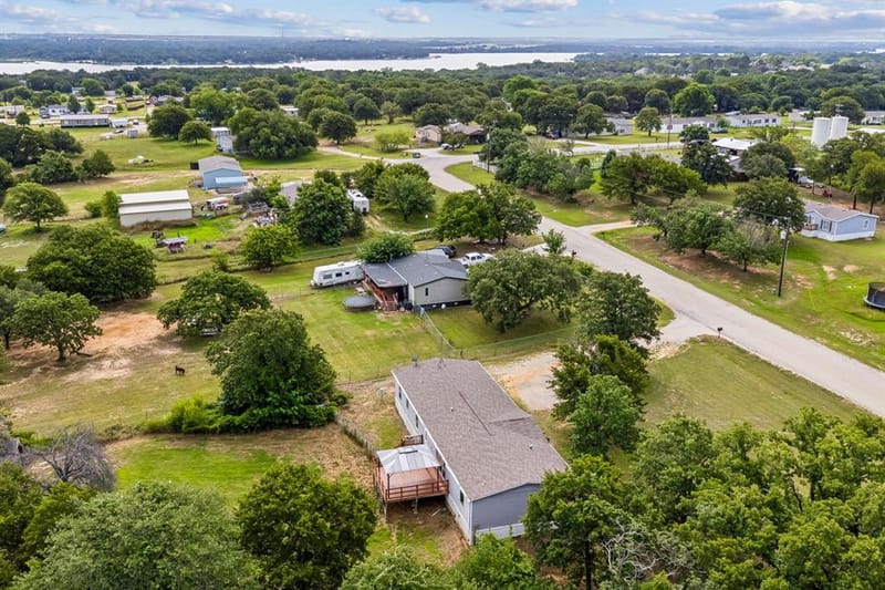139 Cedar Drive, Azle TX 76020 - Photo 34