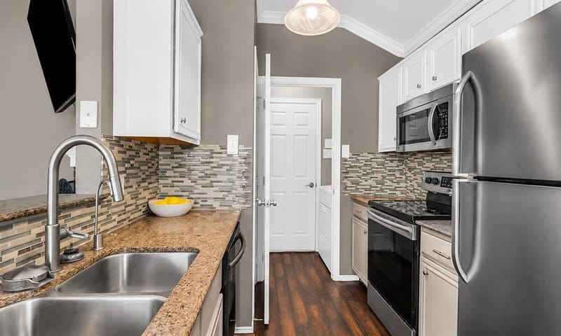 4905 Fox Ridge Lane, McKinney TX 75071 - Photo 8