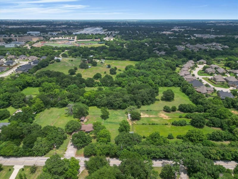 850 Newt Patterson Road, Mansfield TX 76063 - Photo 10