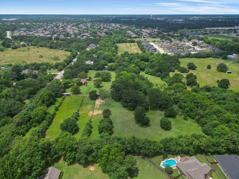 850 Newt Patterson Road, Mansfield TX 76063 - Photo 11