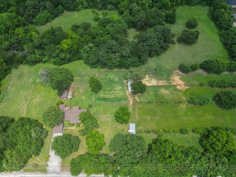 850 Newt Patterson Road, Mansfield TX 76063 - Photo 8