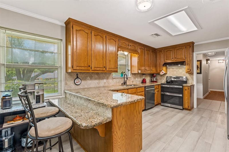 708 Topeka Drive, Woodway TX 76712 - Photo 13