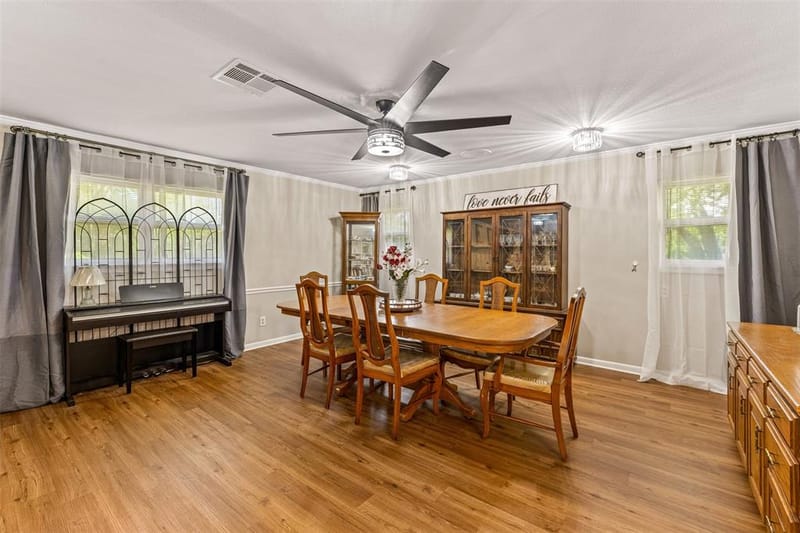 708 Topeka Drive, Woodway TX 76712 - Photo 9
