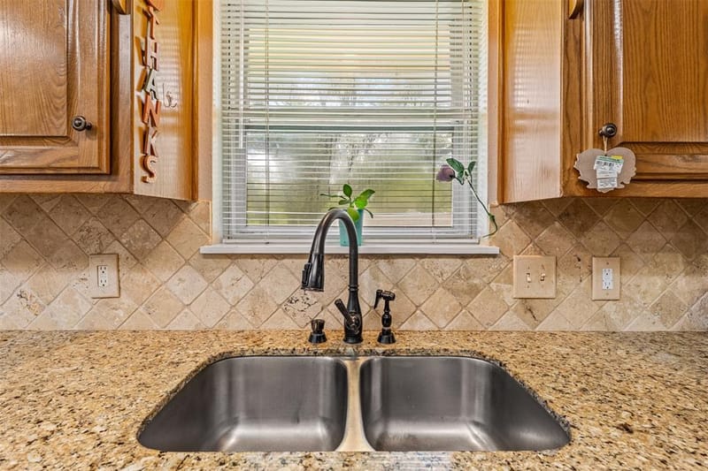 708 Topeka Drive, Woodway TX 76712 - Photo 8