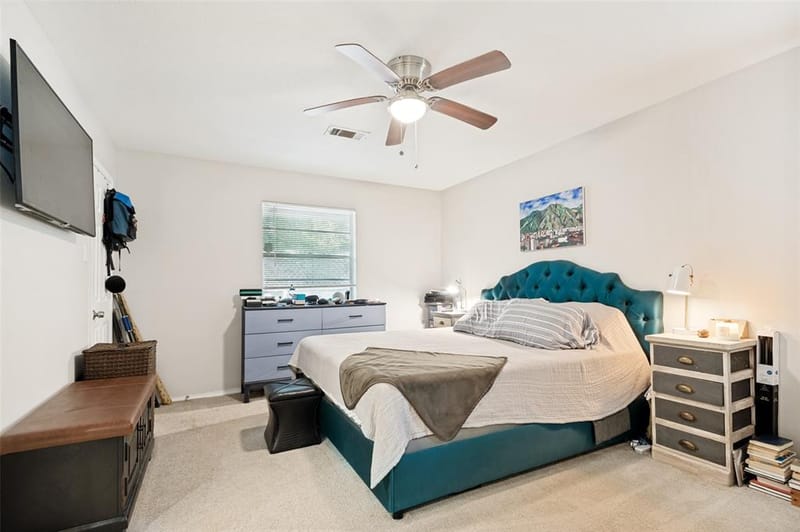 805 Live Oak Lane, Arlington TX 76012 - Photo 7